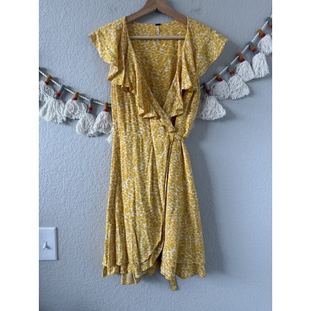 Free People Yellow Leopard Print Ruffle Wrap Belt Mini Dress Boho Beach Tropic M